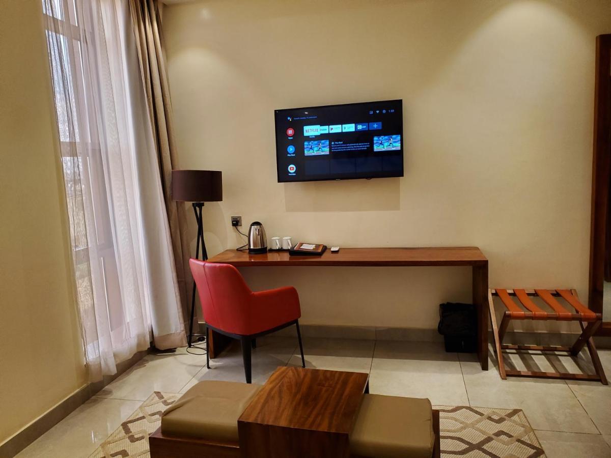Millennium Terrace Hotel 3*